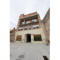 Three-storey house for rent in Alceria de la Condesa