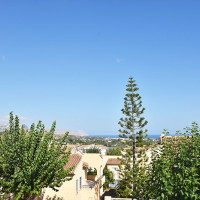 Magnificient colonial villa with sea views