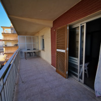 Apartment, first line to Gandia (can make a hostel)