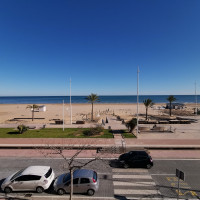 Apartment, first line to Gandia (can make a hostel)